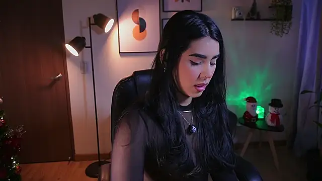 Isabella dior online show from 12.05.25