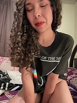 marylr2 online show from 12.10.24