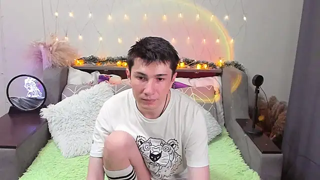 Yumi steve online show from 09.11.25