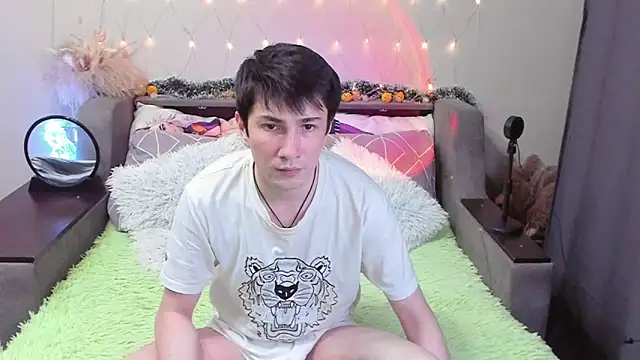 Yumi steve online show from 11.05.25