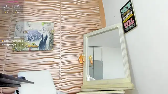 mia pineda online show from 02.23.26