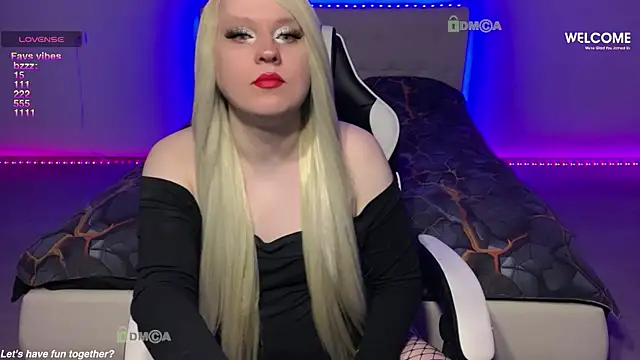 camsmiley online show from 03.19.26