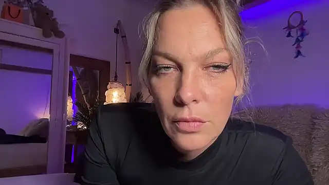 cyberchickie maria online show from 03.07.25