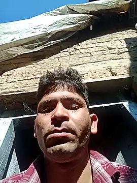 SunnyleoneBG online show from 10.26.25