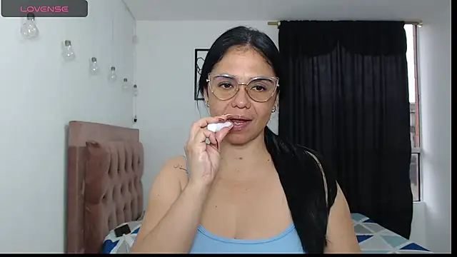 selena ferri online show from 01.05.26