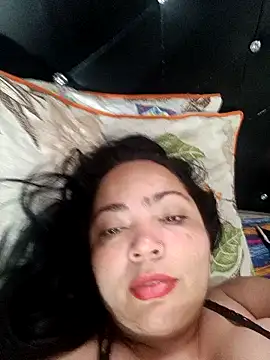 Snapshot of NIKOLE1301 chatting on 01.28.25 NIKOLE1301 online show from 01.28.25