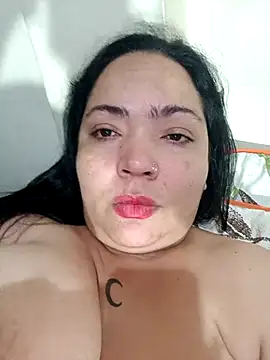 Snapshot of NIKOLE1301 chatting on 02.23.25 NIKOLE1301 online show from 02.23.25
