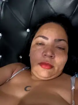 Snapshot of NIKOLE1301 chatting on 02.22.26 NIKOLE1301 online show from 02.22.26