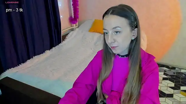 CurlySteph online show from 01.12.25