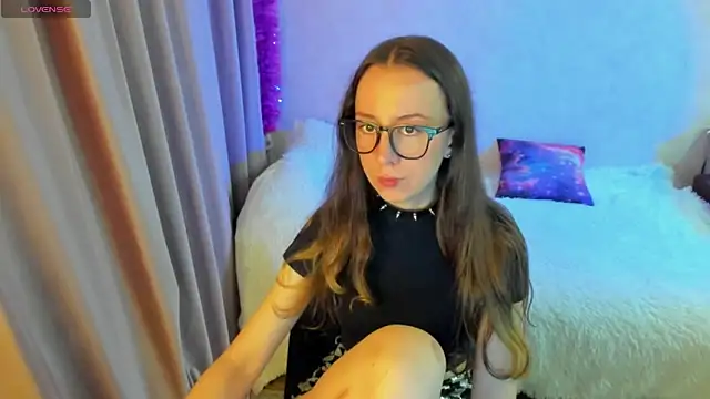 CurlySteph online show from 09.14.25