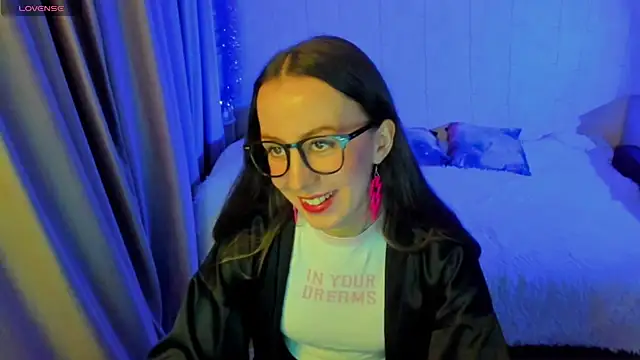 CurlySteph online show from 11.30.25