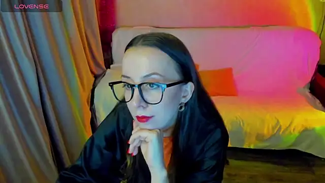 Snapshot of CurlySteph chatting on 01.31.26 CurlySteph online show from 01.31.26