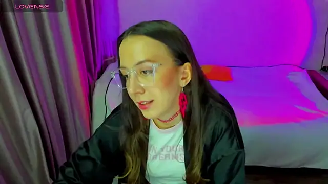 Snapshot of CurlySteph chatting on 02.23.26 CurlySteph online show from 02.23.26