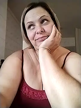 EvaCristal online show from 10.08.25