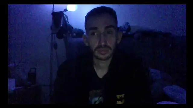 Snapshot of SuFucek chatting on 02.09.25 SuFucek online show from 02.09.25
