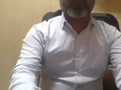 hairymaster95 online show from 02.17.25