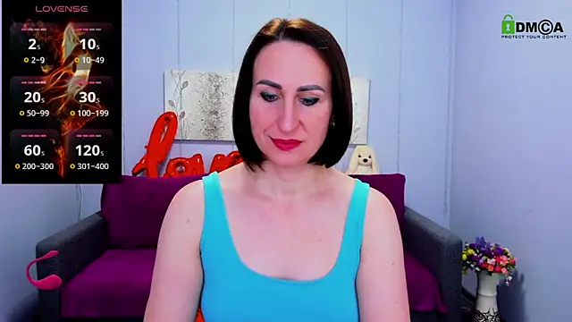 Snapshot of Nia_Smithh chatting on 03.11.25 Nia Smithh online show from 03.11.25