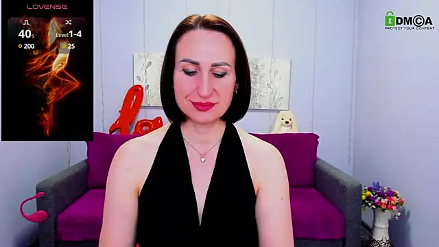 Snapshot of Nia_Smithh chatting on 03.12.25 Nia Smithh online show from 03.12.25