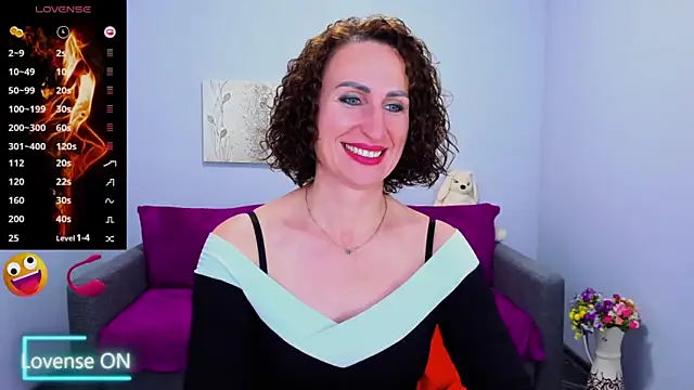 Snapshot of Nia_Smithh chatting on 11.07.25 Nia Smithh online show from 11.07.25