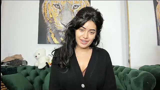 AnnaKarin online show from 02.25.25