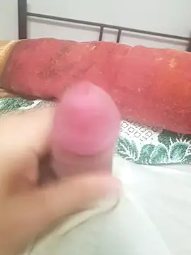 Snapshot of Ummfuss1 chatting on 04.15.26 Ummfuss1 online show from 04.15.26