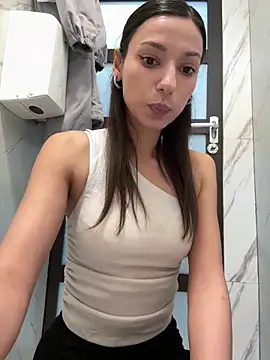  MiaQueen  online show from 02.09.26