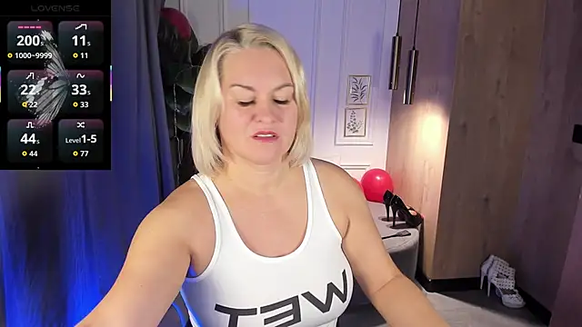 YolandaKiss online show from 11.03.25