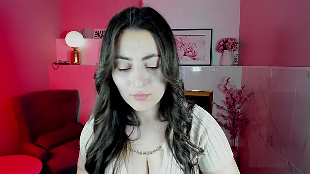 KylieMellow online show from 10.25.25