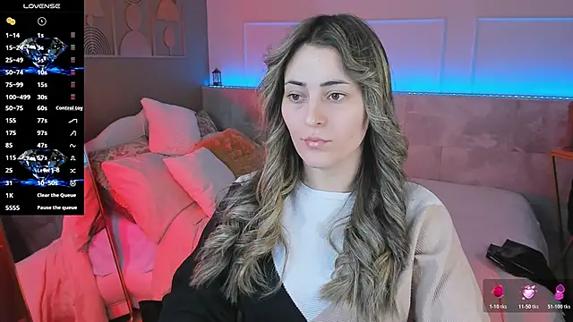 Snapshot of KylieMellow chatting on 02.13.26 KylieMellow online show from 02.13.26