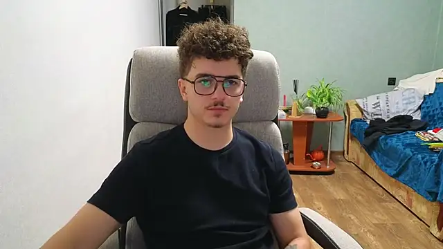 Remy Miles online show from 11.10.25