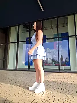 Alyshanon18 online show from 01.01.25