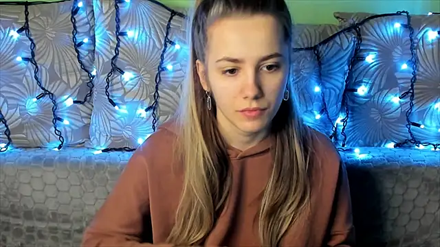 MaggieCake online show from 01.05.25