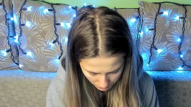 MaggieCake online show from 02.13.26