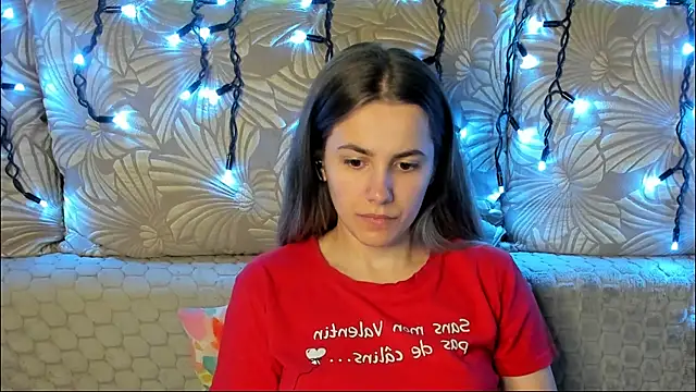 MaggieCake online show from 07.12.26