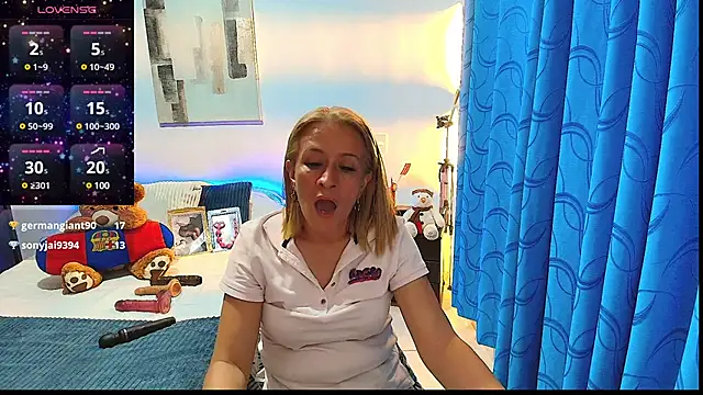 Snapshot of Naty_Stone chatting on 12.03.24 Naty Stone online show from 12.03.24