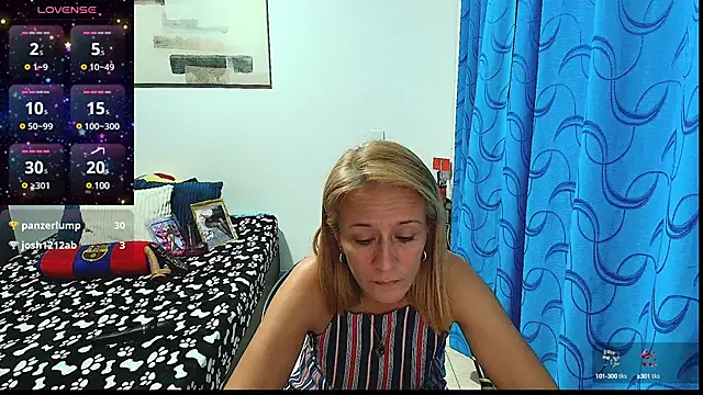 Snapshot of Naty_Stone chatting on 01.17.25 Naty Stone online show from 01.17.25