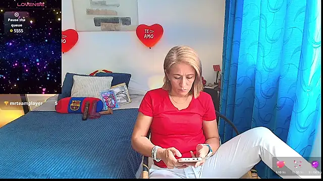 Snapshot of Naty_Stone chatting on 02.19.25 Naty Stone online show from 02.19.25