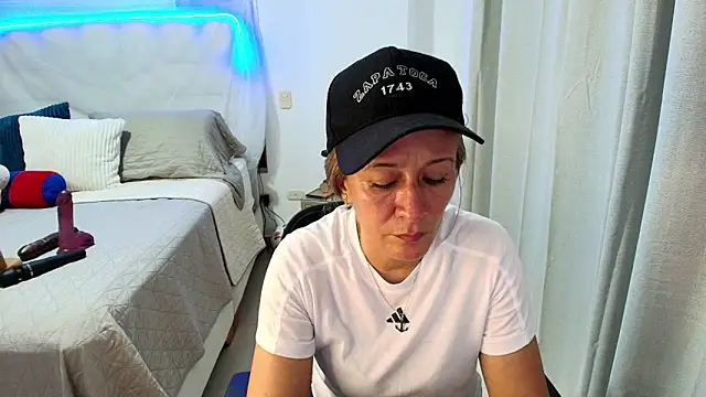 Naty Stone online show from 05.22.26