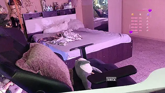 Mrs Dream online show from 12.14.25