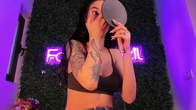 realhotfallingdevil online show from 03.19.26