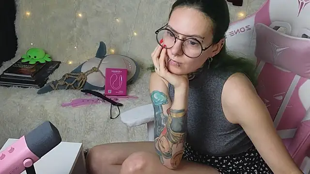 Ginger Stay online show from 01.11.26