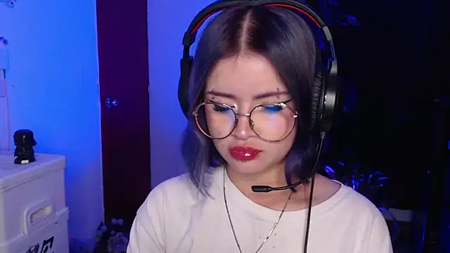 Snapshot of Raventh_ chatting on 01.19.26 Raventh online show from 01.19.26