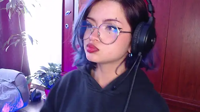 Snapshot of Raventh_ chatting on 02.11.26 Raventh online show from 02.11.26