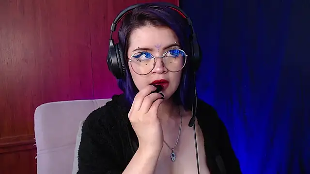 Snapshot of Raventh_ chatting on 02.23.26 Raventh online show from 02.23.26