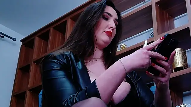 Snapshot of Mistress_Audrey chatting on 03.07.25 Mistress Audrey online show from 03.07.25