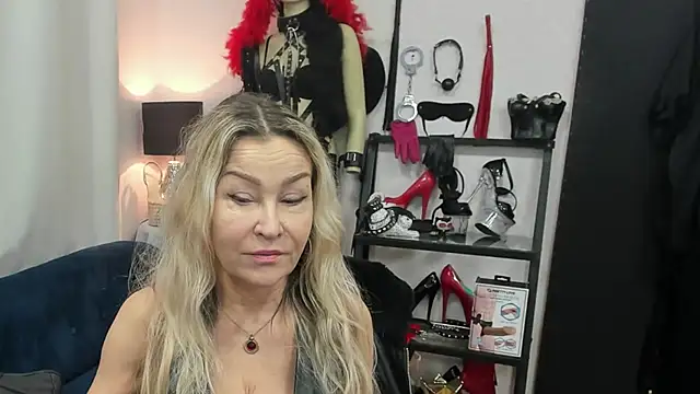 crystaLUX online show from 02.12.26