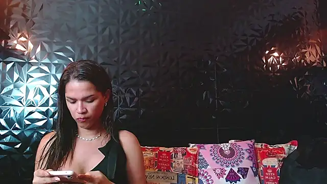 PINK  LOLA1 online show from 09.11.25