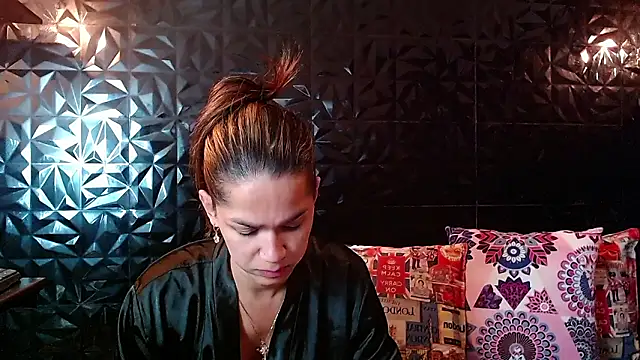 Snapshot of PINK__LOLA1 chatting on 02.05.26 PINK LOLA1 online show from 02.05.26