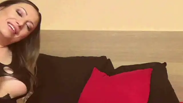 KendraLux online show from 01.15.26