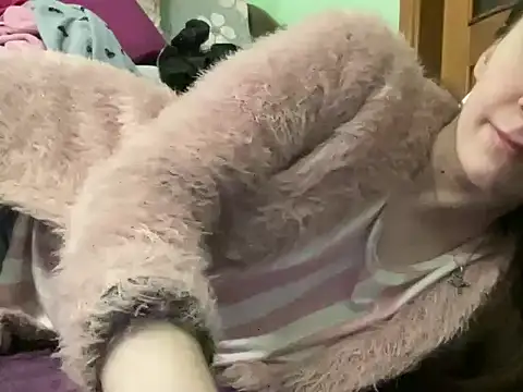 AngelTough20 online show from 10.18.25